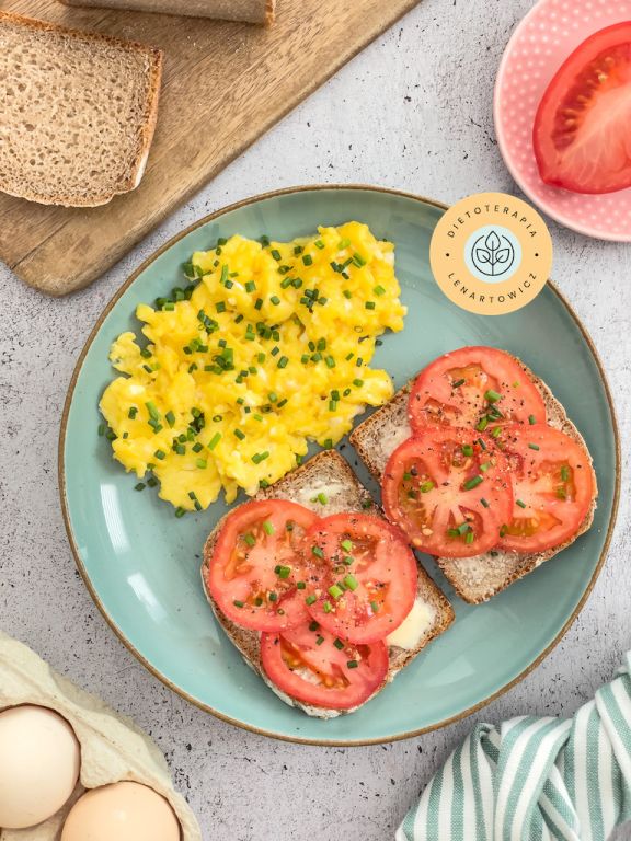Zdrowe śniadanie nie tylko dla dzieci, pełna aminokwasów, witaminy D i żelaza.