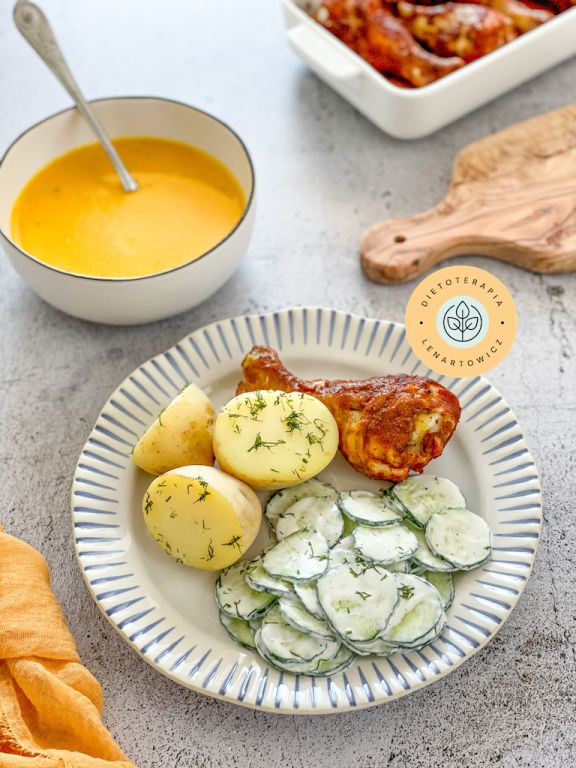 Dwudaniowy obiad dla całej rodziny, szczególnie lubiany przez dzieci. Zdrowy posiłek dla osób z nadwagą i dla chcących zdrowo się odżywiać.