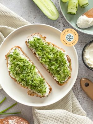 Śniadanie dla dzieci bogate w wapń niezbędny do budowy kości.