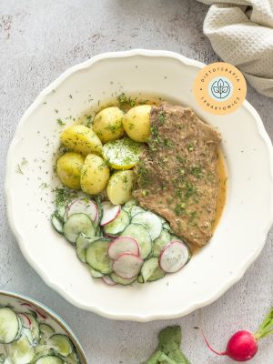 Zdrowy obiad dla całej rodziny, tradycyjne polskie danie, bogate w żelazo. Przepis w gotowej diecie o niskim indeksie glikemicznym.