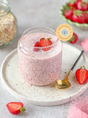 Zdrowy deser lub przekąska do pracy lub szkoły. Posiłek o niskim IG od dietetyka klinicznego.