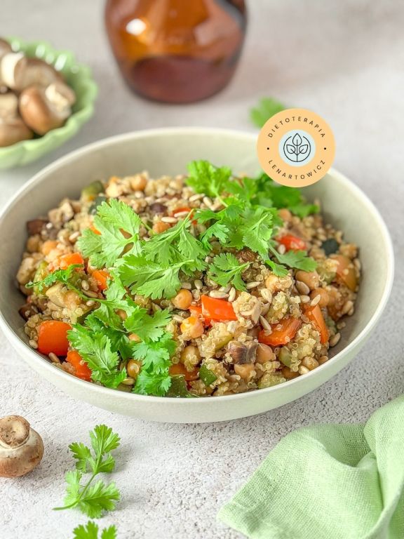 Zdrowy obiad o niskim indeksie glikemicznych, szybki w przygotowaniu, dietetyczny.