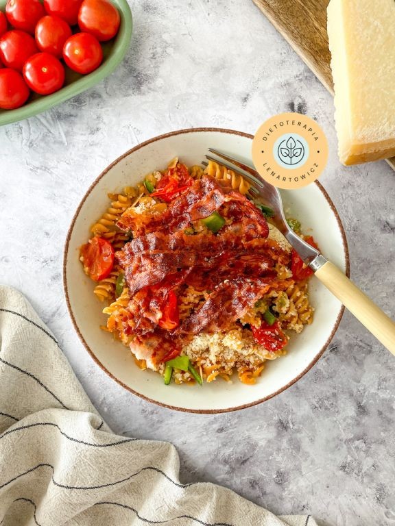Włoska przepyszna pasta o obniżonej ilości węglowodanów, dla osób na diecie LOW CARB.