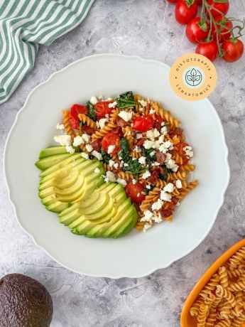 Dietetyczna kolacja dla osób na redukcji lub chcących zdrowo się odżywiać. Danie z diety LOW CARB.