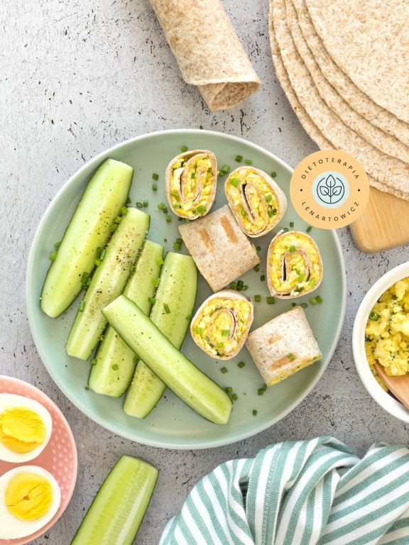 Zdrowe rollsy z jajkiem bogatym w witaminÄ D, Å¼elazo i aminokwasy.