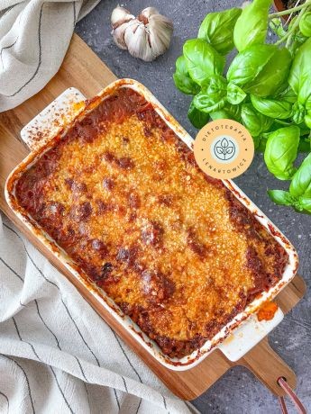 Przepis na musakÄ o niskiej iloÅci wÄglowodanÃ³w jest idealnÄ propozycjÄ dla osÃ³b, ktÃ³re siÄ odchudzajÄ. PomysÅ na pyszny obiad.