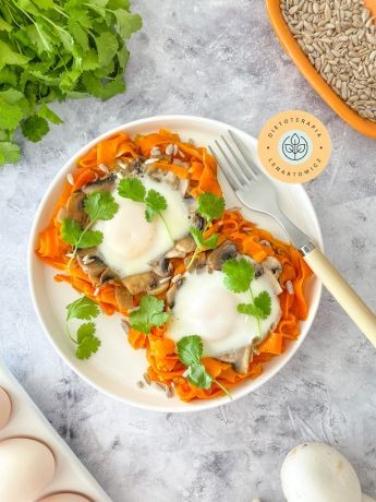 Pomysł na zdrowe śniadanie w 10 minut. Przepis z gotowej diety LOW CARB od dietetyka klinicznego.